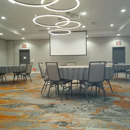 Holiday Inn - Kansas City - Northeast By Ihg Luaran gambar