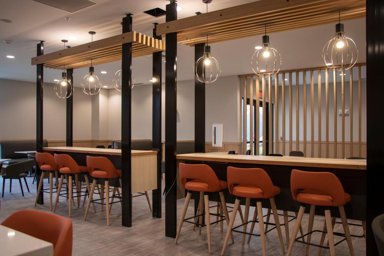 Holiday Inn - Kansas City - Northeast By Ihg Luaran gambar