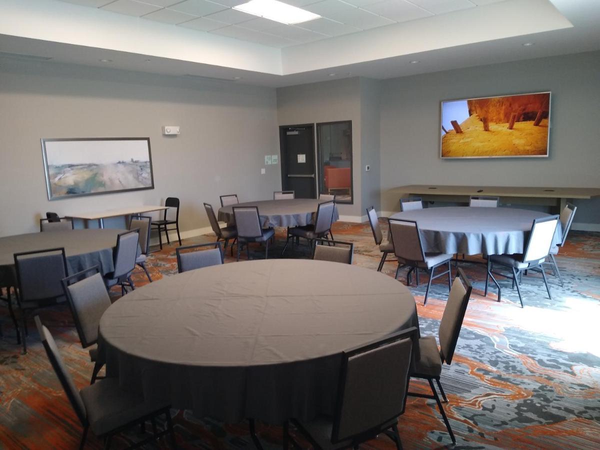 Holiday Inn - Kansas City - Northeast By Ihg Luaran gambar