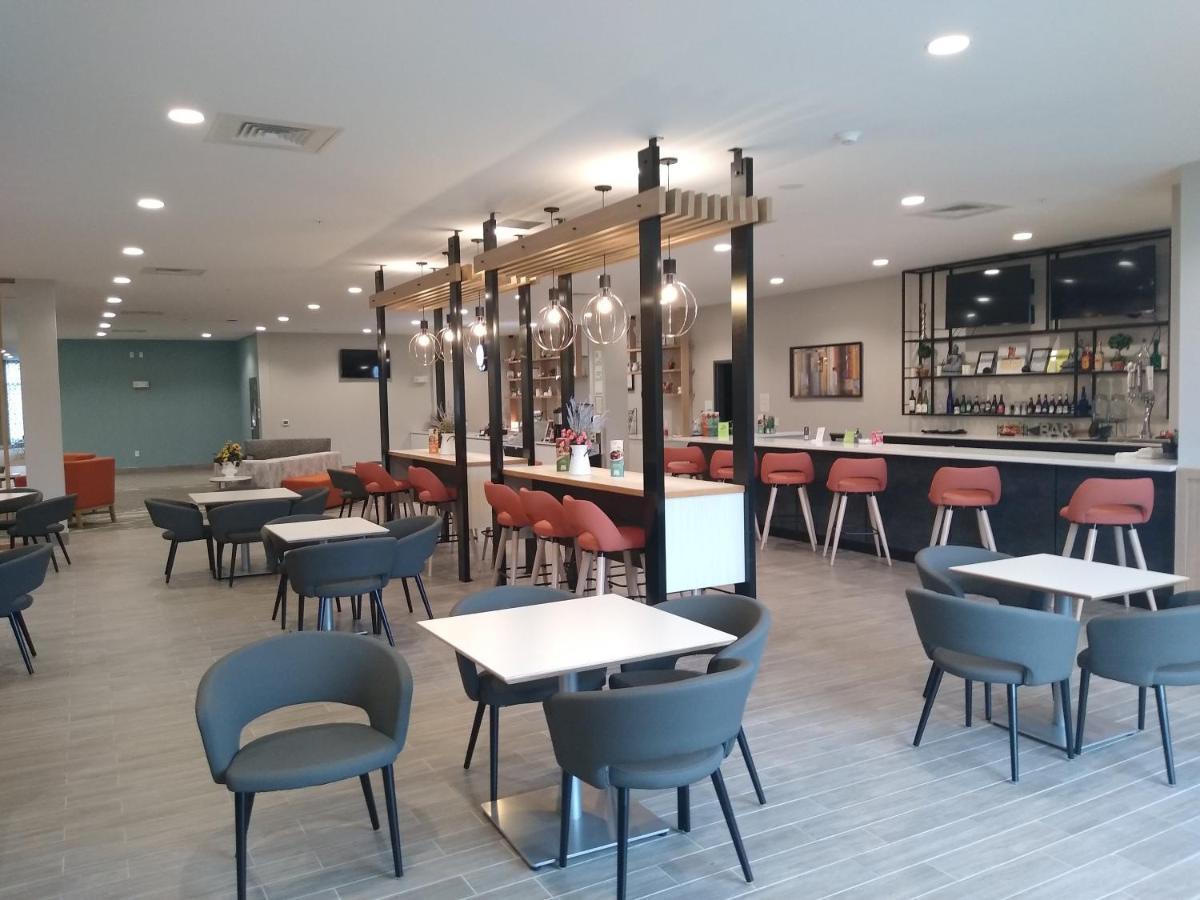 Holiday Inn - Kansas City - Northeast By Ihg Luaran gambar