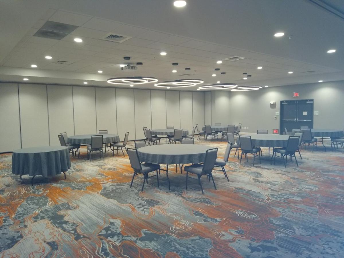 Holiday Inn - Kansas City - Northeast By Ihg Luaran gambar