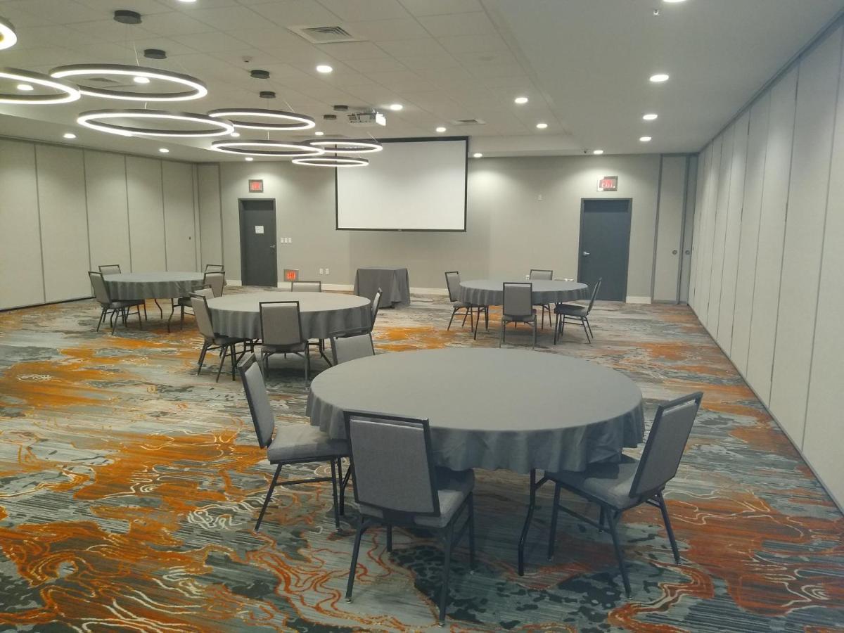 Holiday Inn - Kansas City - Northeast By Ihg Luaran gambar