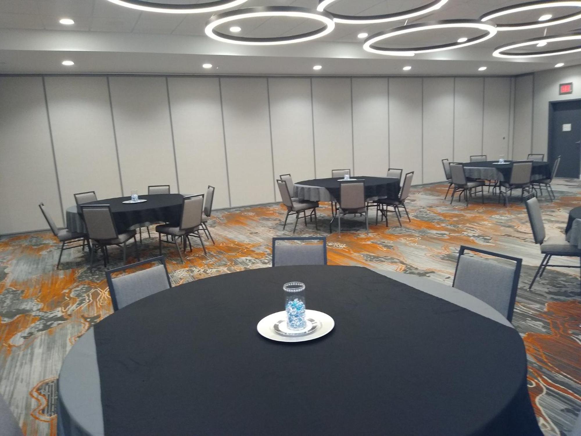 Holiday Inn - Kansas City - Northeast By Ihg Luaran gambar
